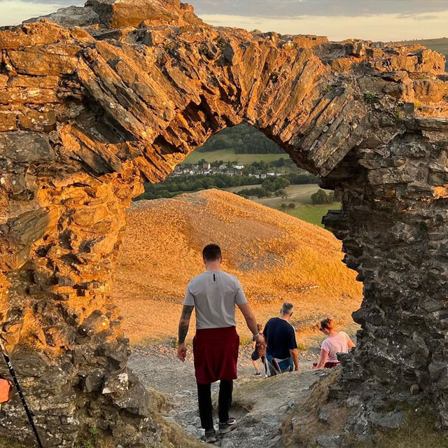 Dinas Bran walk